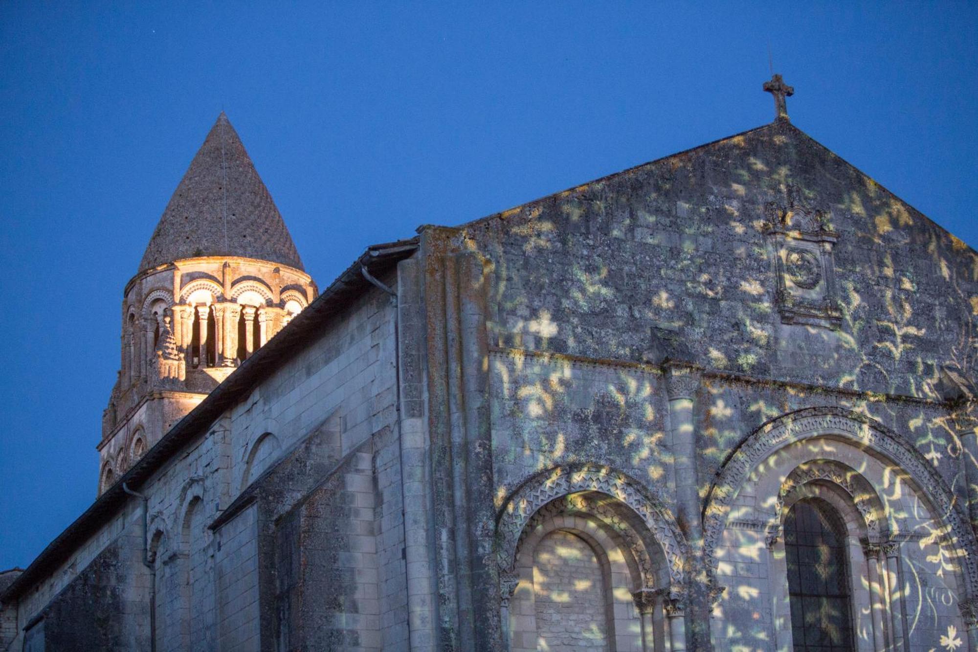Les Chambres De L'Abbaye Saintes Exteriör bild