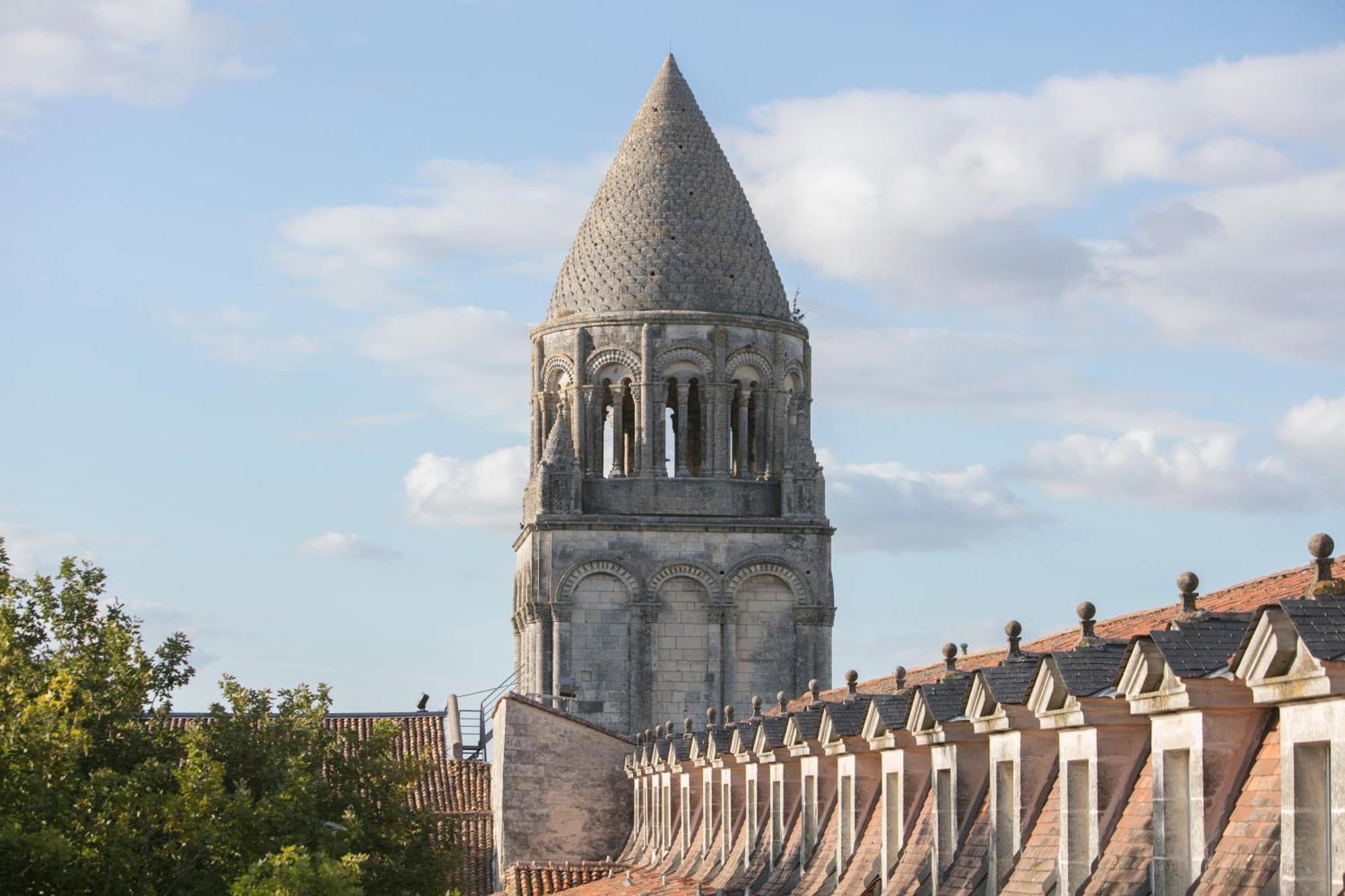 Les Chambres De L'Abbaye Saintes Exteriör bild